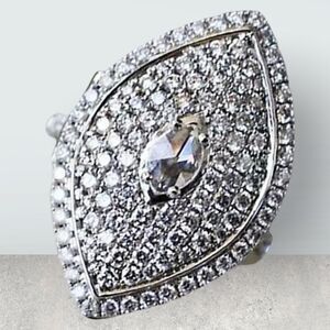 DIAMOND ENGAGEMENT RING 6,8,9,10